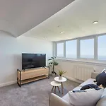 Casa vacanze Celebration Apartments, Pier View Penthouse